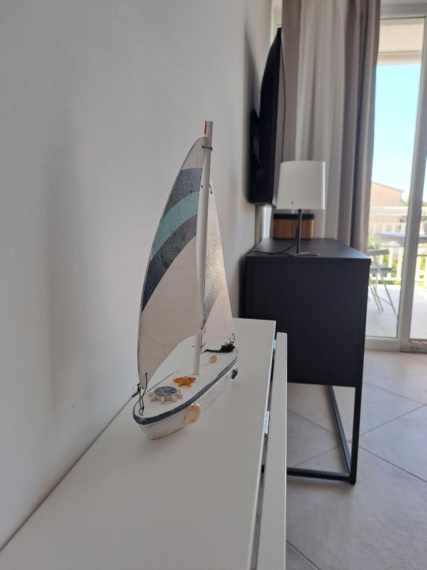 Apartmani Rak Ražanj Exteriör bild